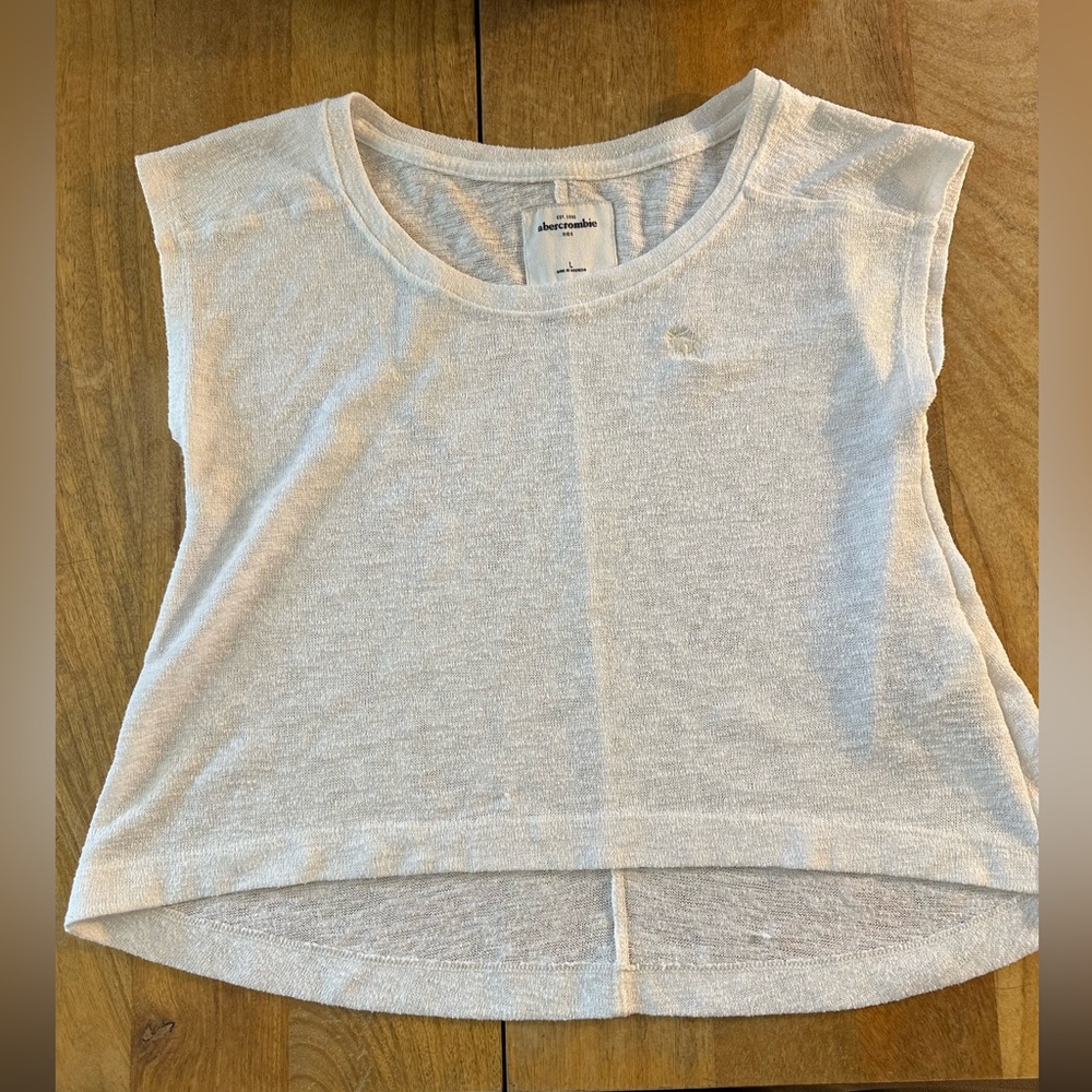 EUC- Abercrombie & Fitch Kids White Slub Knit Hi Low cap sleeve Tee- large